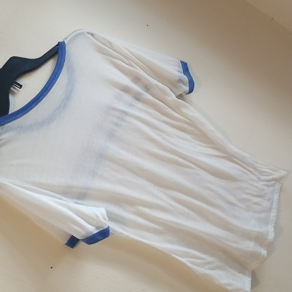 RVCA tee - Picture 2 of 4